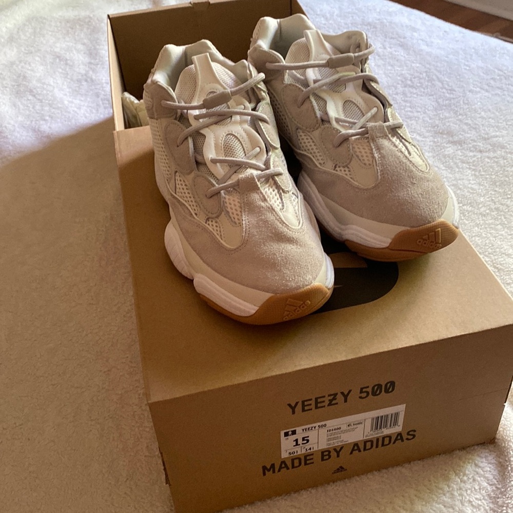 Yeezy 500 stone taupe